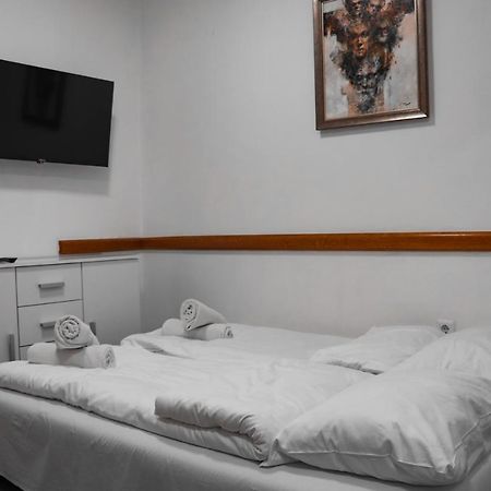 Ferienwohnung Stan Na Dan Sebastijan Banja Luka Exterior foto